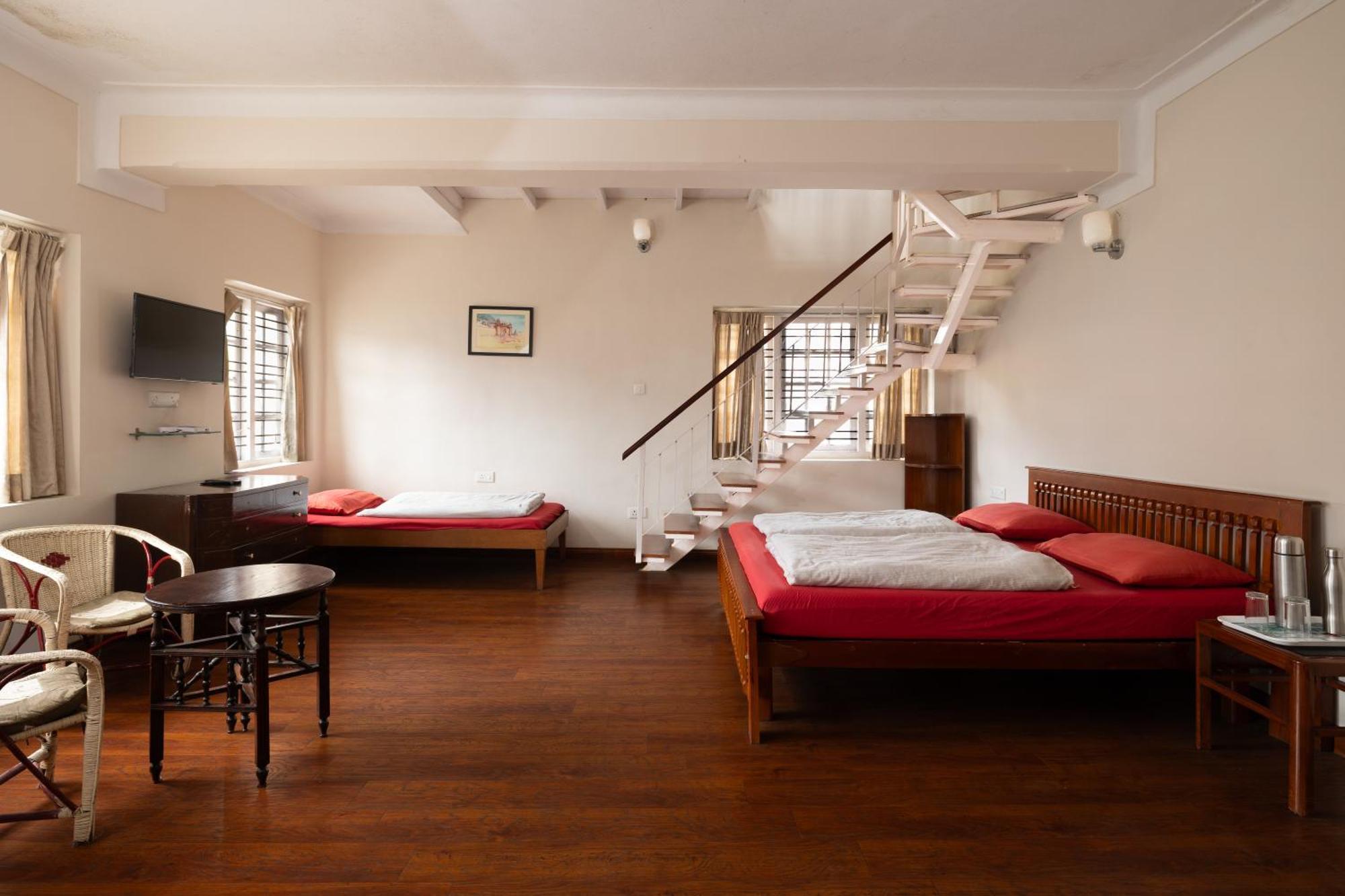 Colonels Inn Утакаманд Экстерьер фото