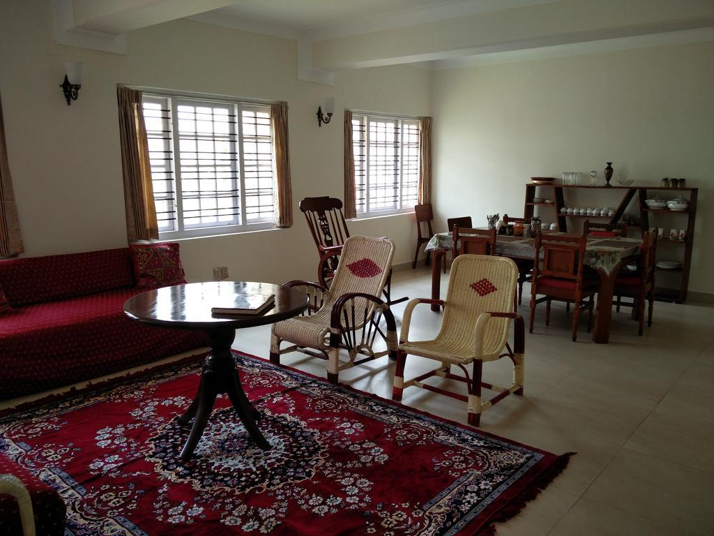 Colonels Inn Утакаманд Экстерьер фото