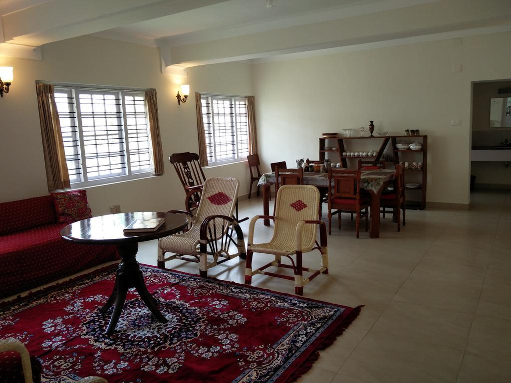 Colonels Inn Утакаманд Экстерьер фото